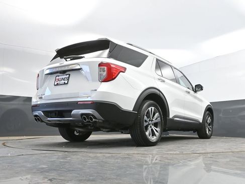 Used 2020 Ford Explorer Platinum w/ Premium Technology Package AWD/4WD image 40