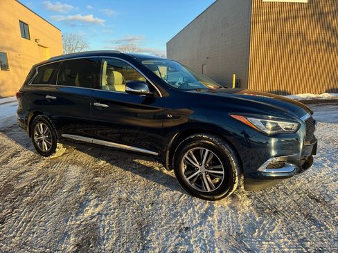 Used 2017 INFINITI QX60 AWD w/ Premium Plus Package image 12