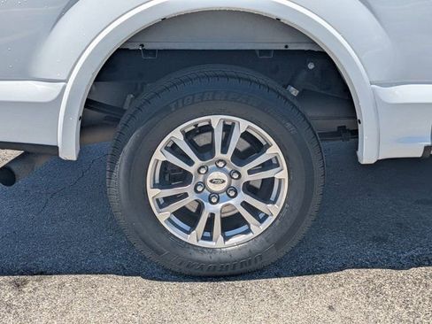 Used 2019 Ford F150 Lariat RWD image 13