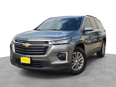 Used 2023 Chevrolet Traverse LT