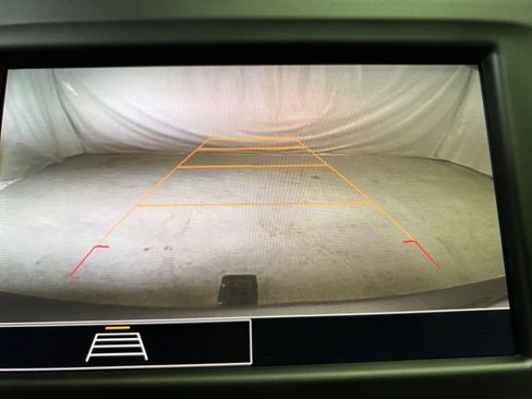 Used 2023 Chevrolet Equinox LT image 19