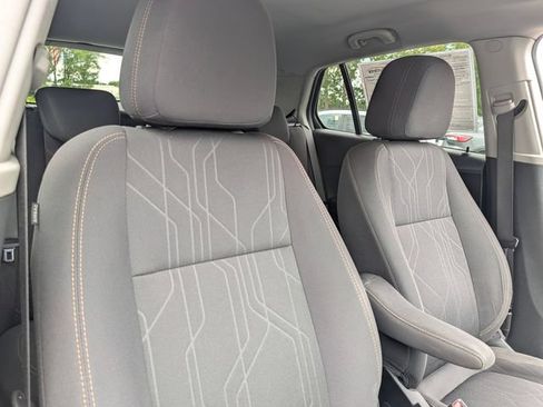 Used 2019 Chevrolet Trax LT FWD image 13