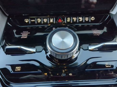 New 2026 Jeep Grand Wagoneer Summit w/ Rear Seat Video Group I AWD/4WD image 9