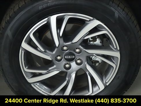 Certified 2023 Lincoln Corsair Standard w/ Equipment Group 101A image 10