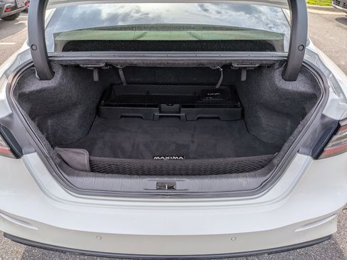 Used 2023 Nissan Maxima SR w/ Sport Mat Group FWD image 34