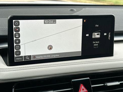 Used 2024 Genesis G70 2.5T image 18