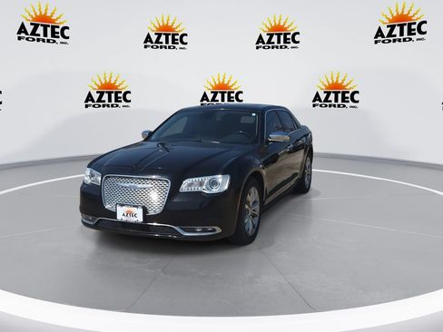 Used 2018 Chrysler 300 Limited w/ Safetytec Plus Group AWD/4WD image 3