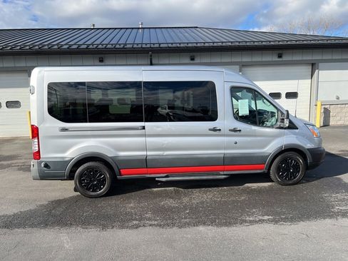 Used 2016 Ford Transit 350 XLT image 8