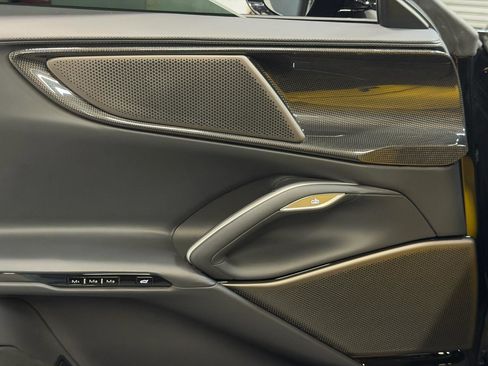 Used 2024 Ferrari Purosangue image 27