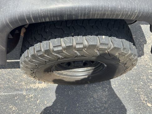 Used 2001 Jeep Wrangler SE AWD/4WD image 20