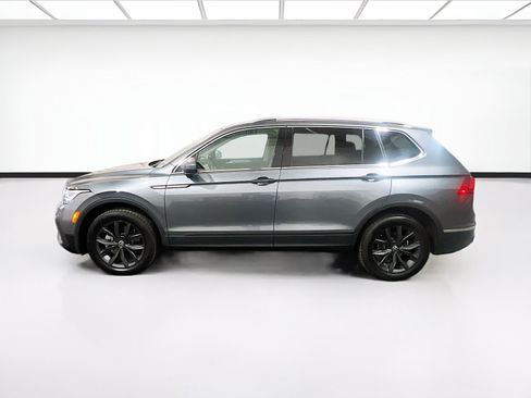 Used 2022 Volkswagen Tiguan SE FWD image 22