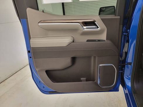 Certified 2022 Chevrolet Silverado 1500 RST image 40