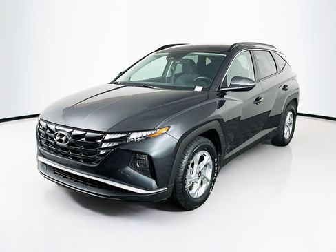 Used 2023 Hyundai Tucson SEL image 3