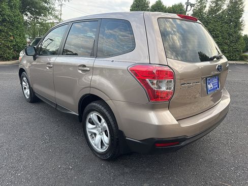 Used 2014 Subaru Forester 2.5i AWD/4WD image 7
