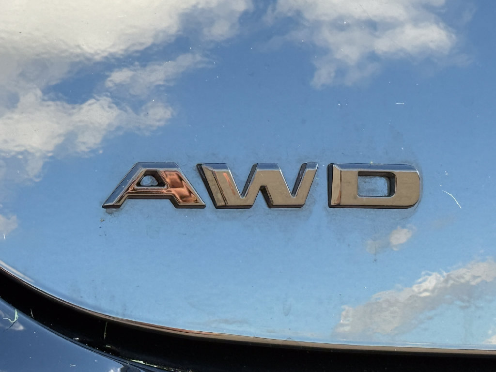 Certified 2025 Cadillac CT5 V w/ LPO, ONYX Package AWD/4WD image 9