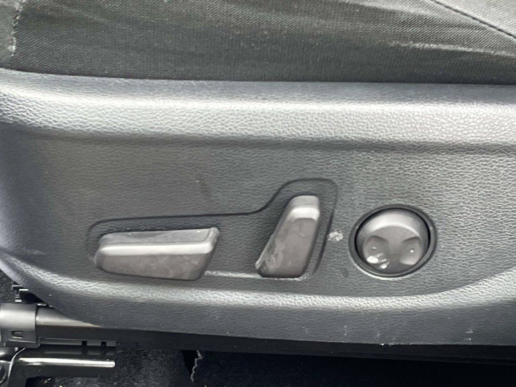 Used 2024 Kia Soul S FWD image 16