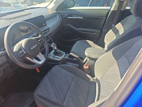 Used 2024 Kia Seltos LX AWD/4WD image 13