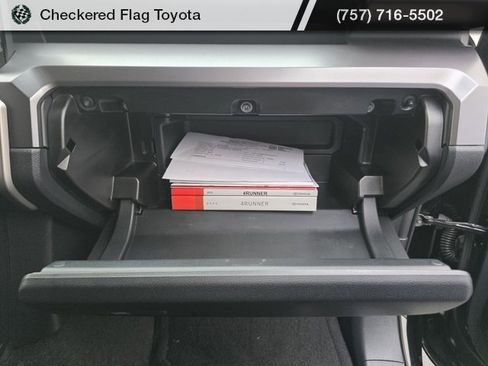 Used 2025 Toyota 4Runner TRD Sport Premium image 48