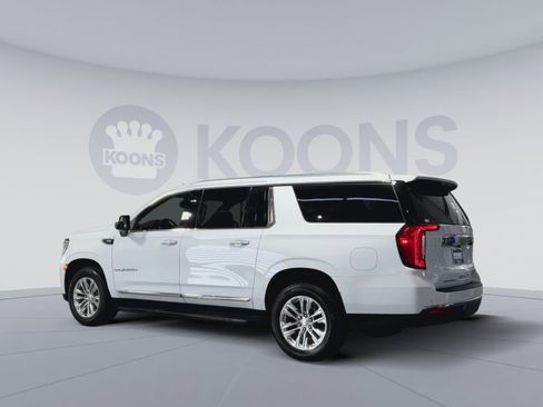 Used 2021 GMC Yukon XL SLT w/ SLT Luxury Plus Package AWD/4WD image 8
