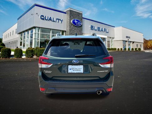 Used 2023 Subaru Forester Limited AWD/4WD image 3