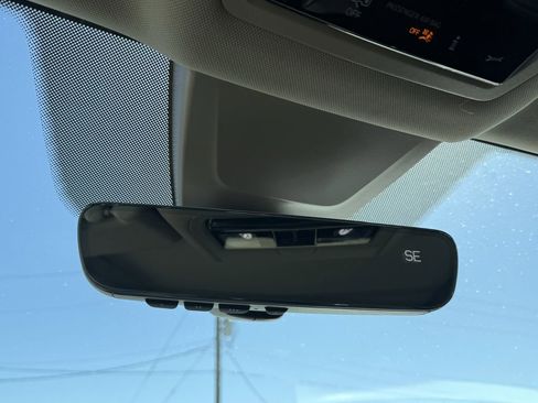 New 2026 Volkswagen Atlas SE image 21