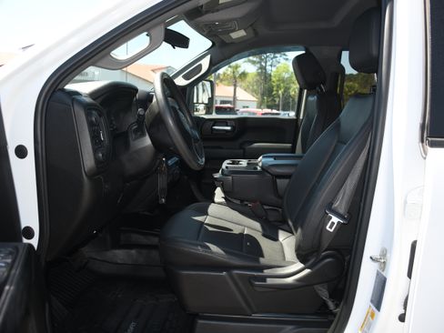 Used 2022 Chevrolet Silverado 2500 W/T w/ WT Convenience Package image 7