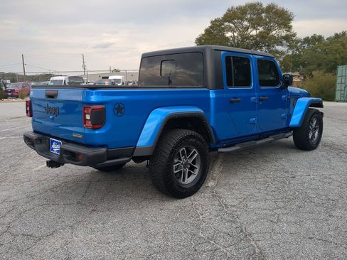 Certified 2021 Jeep Gladiator Sport image 3