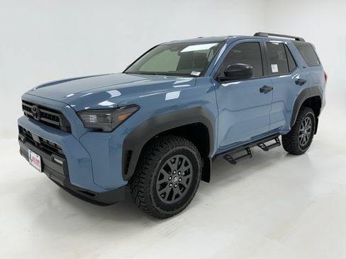 New 2026 Toyota 4Runner SR5 AWD/4WD image 5