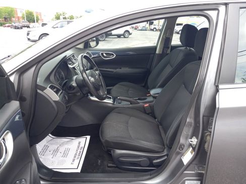Used 2019 Nissan Sentra SR FWD image 5