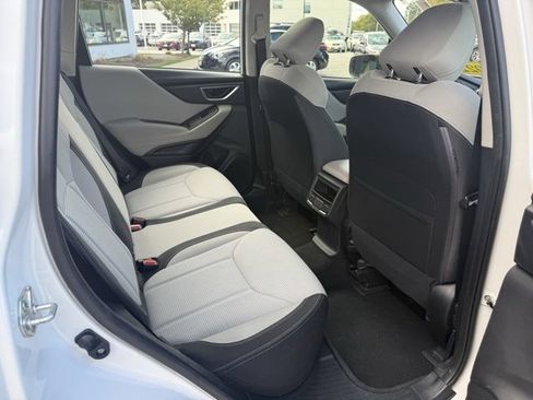 Used 2022 Subaru Forester image 21