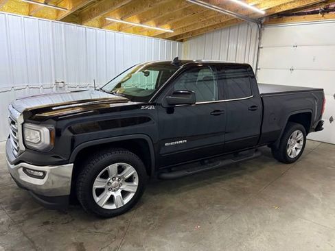 Used 2019 GMC Sierra 1500 SLE w/ SLE Value Package AWD/4WD image 5