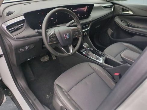Used 2025 Buick Encore GX Preferred image 10
