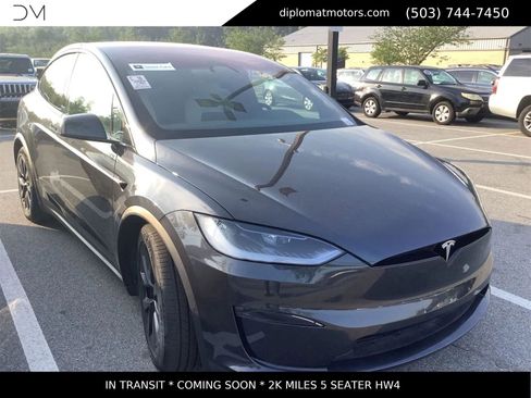 Used 2025 Tesla Model X AWD/4WD image 4