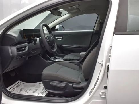 Used 2025 Kia K4 FWD image 14