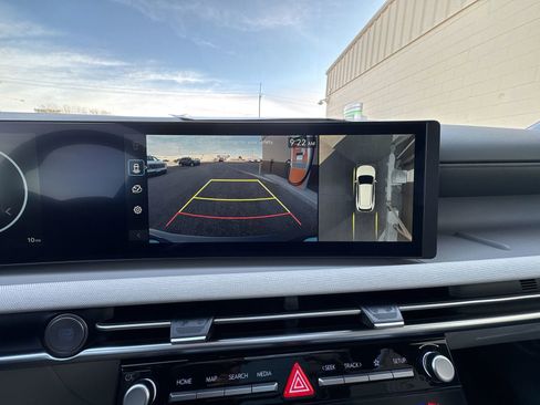 Used 2026 Hyundai Tucson Limited image 14