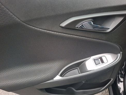 Used 2023 Chevrolet Malibu LT image 18