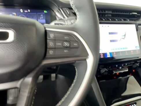 Used 2023 Jeep Grand Cherokee 4WD 4xe w/ Luxury Tech Group II image 30