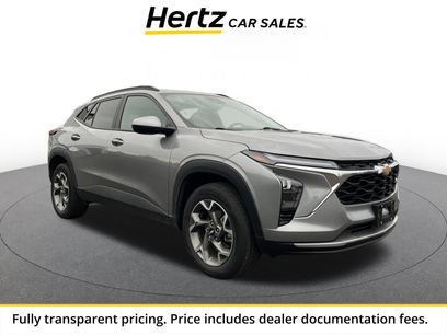 Used 2025 Chevrolet Trax LT