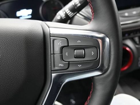 Used 2025 Chevrolet Blazer RS AWD/4WD image 19