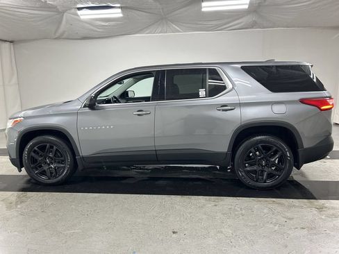 Used 2020 Chevrolet Traverse LS w/ LPO, Black Accent Package AWD/4WD image 6