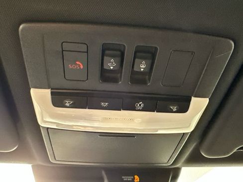 Used 2022 Mitsubishi Outlander SEL AWD/4WD image 34