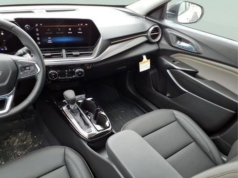 New 2026 Chevrolet Trax ACTIV w/ Driver Confidence Package FWD image 9
