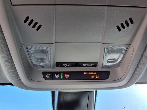 Used 2023 Chevrolet Blazer LT image 12