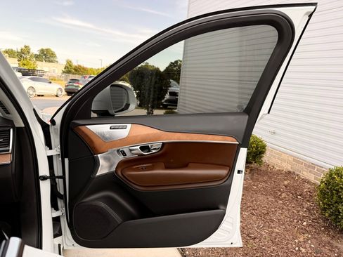 Used 2019 Volvo XC90 T6 Inscription w/ Protection Package Premier AWD/4WD image 33