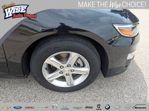 Used 2023 Chevrolet Malibu LS FWD image 21