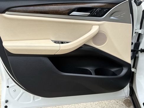 Used 2018 BMW X3 xDrive30i w/ Driving Assistance Package image 10