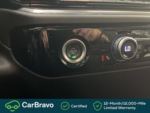 Used 2024 GMC Sierra 1500 Elevation w/ LPO, Elevation Black Package AWD/4WD image 34