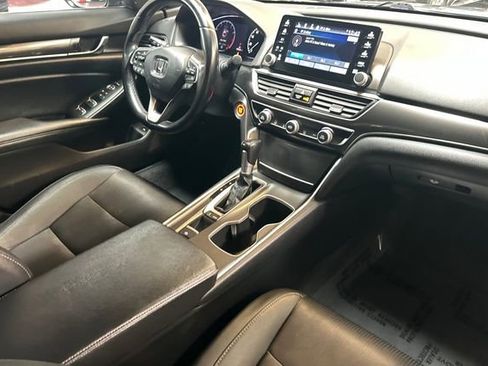 Used 2020 Honda Accord Sport image 18