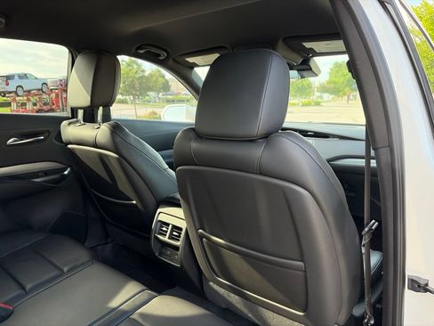Used 2020 Cadillac XT4 Premium Luxury FWD image 36