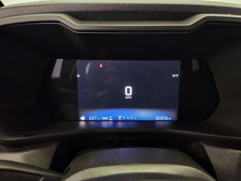 Used 2023 Chevrolet Colorado Trail Boss AWD/4WD image 15